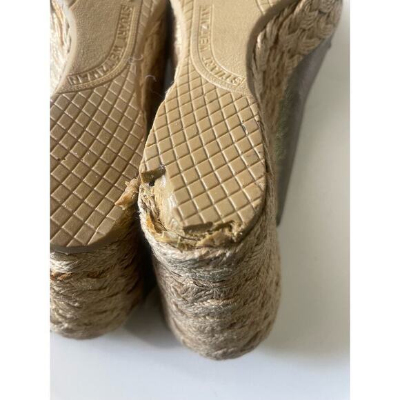 Stuart Weitzman Gold Peeptoe Slingback Espadrille Wedges Sandals • Size 7.5 🗣 - Picture 5 of 7